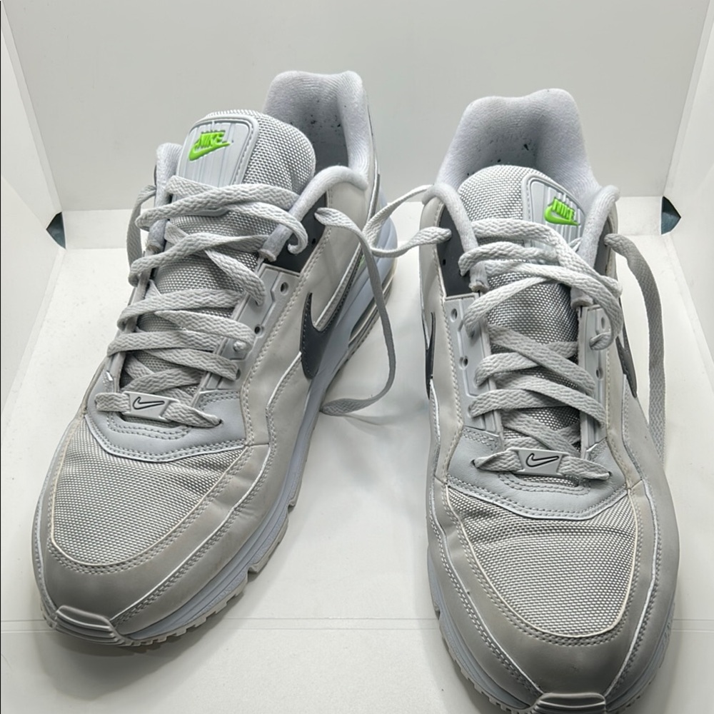 Wolf gray air max LTD 3